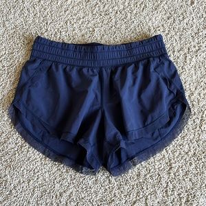 Lululemon navy shorts size 6
